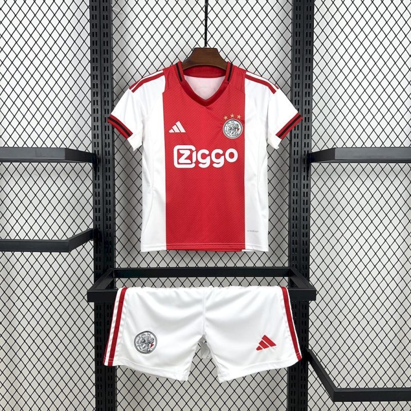 Kit Enfant Ajax 2025/2026